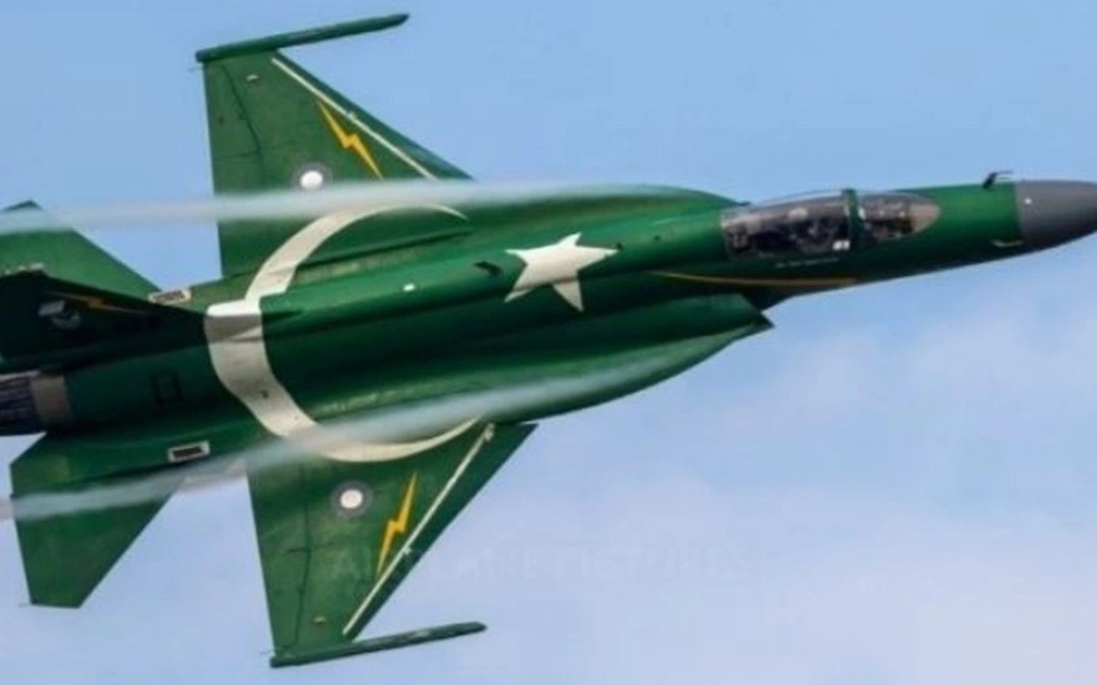 Iran triệu đại biện lâm thời Pakistan để phản đối cuộc không kích của Islamabad